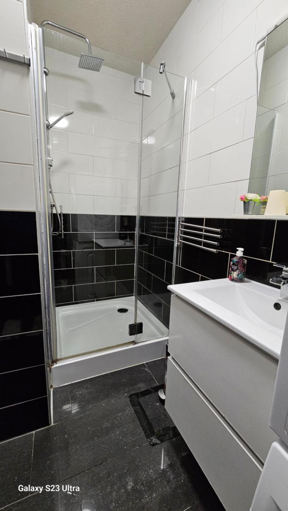 Sewdien'S Apartment Maashaven روتردام المظهر الخارجي الصورة